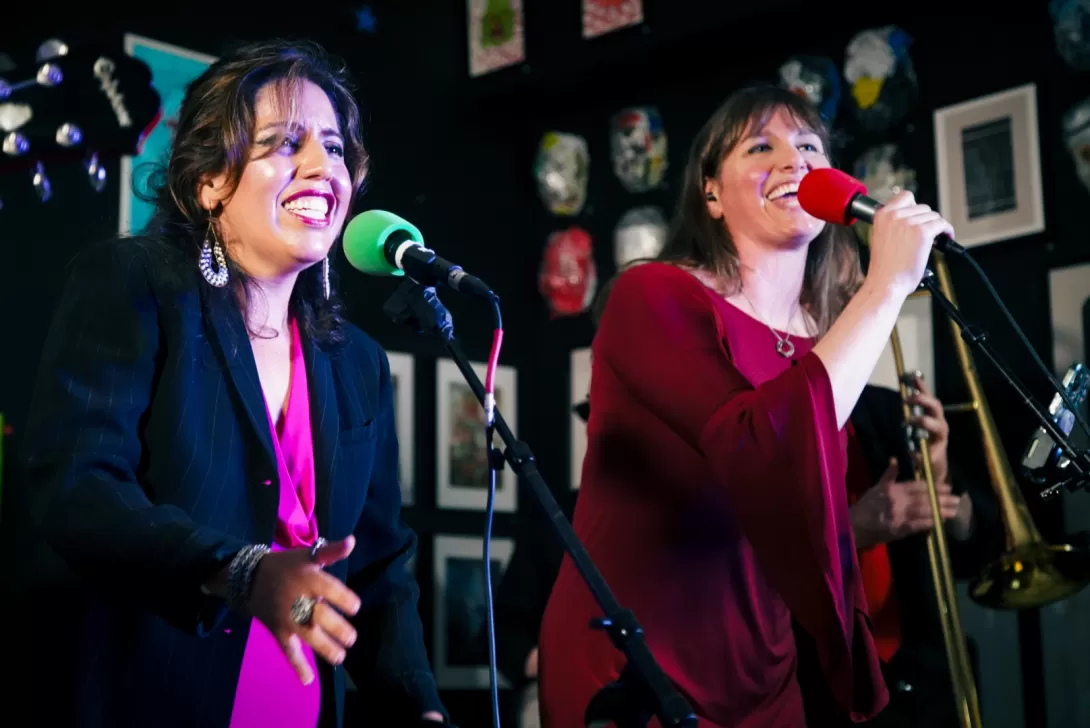 Cecilia and Nicole of Sable Drive Weave Harmonies at a May 11th Show